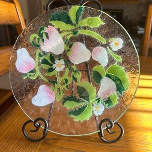 Vintage 1980 Sydenstricker Glass Plate with Strawberries